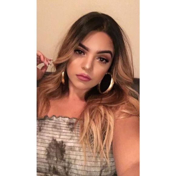 Meet your Posher, Bianca - Picture 1 of 1